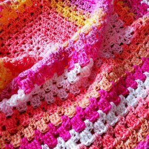Crochet BABY BLANKET AFGHAN GRANNY SQUARE 29"x 29" PINK YELLOW ORANGE WHITE